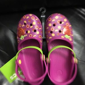 Girls crocs size junior 2
